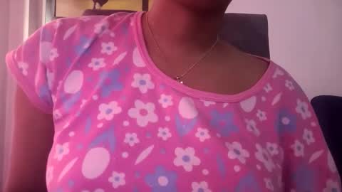 ladygarciaa online show from October 14, 6:55 pm