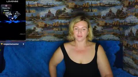 ladylucky_ online show from September 12, 2:57 am
