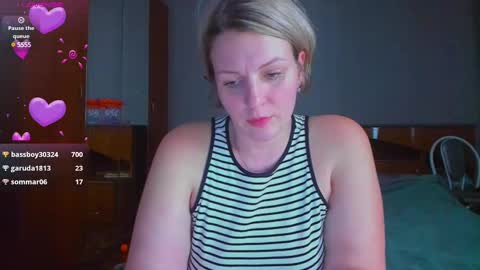 ladylucky_ online show from February 27, 6:13 am