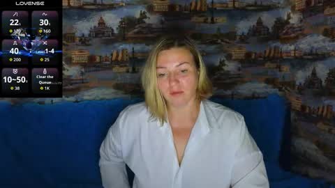 ladylucky_ online show from September 30, 3:39 am
