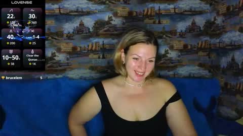 ladylucky_ online show from October 30, 2:01 am