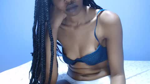 ladyqeeen online show from February 25, 6:12 pm