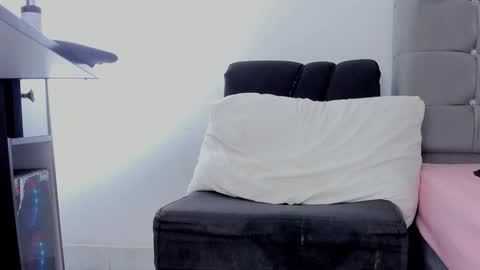 Snapshot of ladysexy_hot19 chatting on February 5, 3:13 am Ladysexy hot19 online show from February 5, 3:13 am