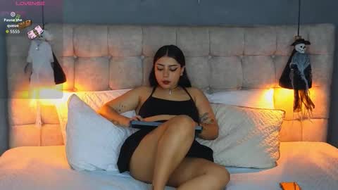    online show from October 9, 10:59 pm