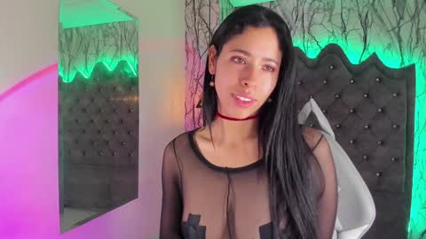 Laia online show from February 1, 5:16 pm