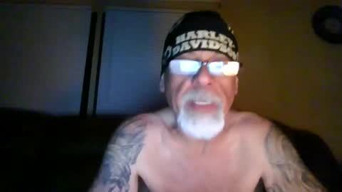 laidbackluxury online show from June 5, 6:52 am