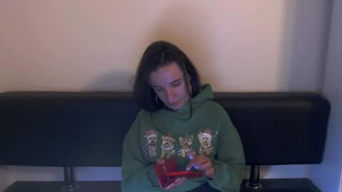 Laima online show from December 21, 7:06 pm