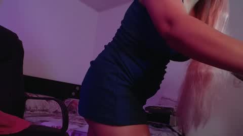 Snapshot of laimorgan chatting on September 16, 9:29 pm LALI online show from September 16, 9:29 pm