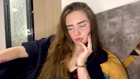 Luna online show from October 29, 6:19 pm