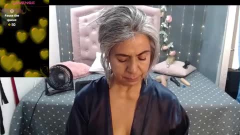 Snapshot of lalisha_96 chatting on January 29, 2:40 am lalisha online show from January 29, 2:40 am