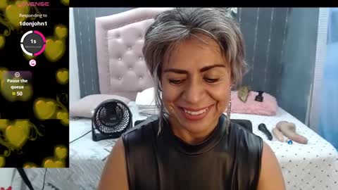 Snapshot of lalisha_96 chatting on January 10, 11:18 pm lalisha online show from January 10, 11:18 pm