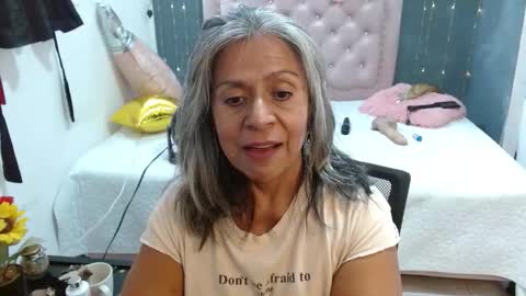 lalisha online show from February 6, 11:51 pm