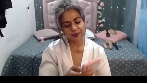 Snapshot of lalisha_96 chatting on March 12, 12:20 am lalisha online show from March 12, 12:20 am