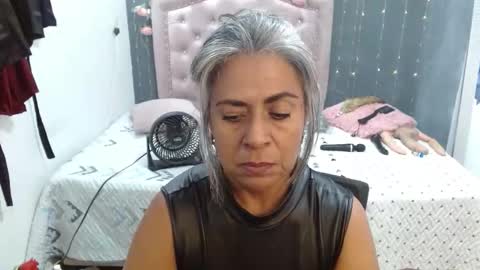 lalisha online show from October 10, 11:09 pm