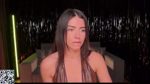 Snapshot of lallebi chatting on January 27, 12:43 am Ellina online show from January 27, 12:43 am