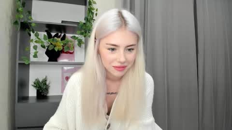 Erika online show from September 22, 9:46 am