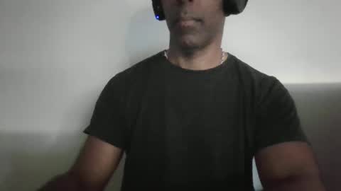 Snapshot of lamanta72 chatting on September 29, 6:01 am lamanta72 online show from September 29, 6:01 am