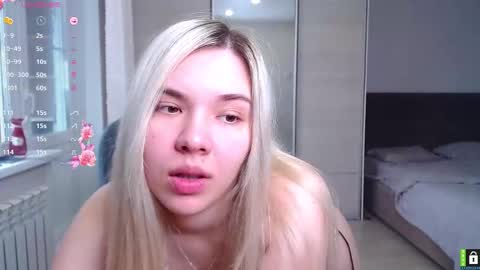 Lana online show from November 8, 7:22 am