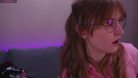 Kay online show from November 9, 8:22 pm