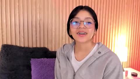 ... .          . ... online show from September 15, 1:01 pm