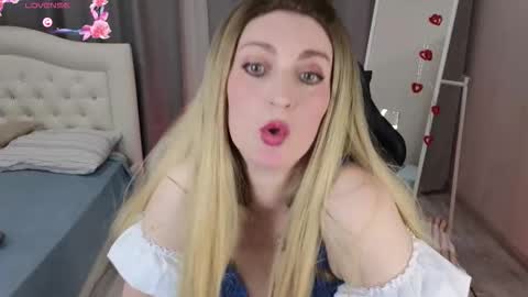 lana_glow online show from October 5, 8:38 pm