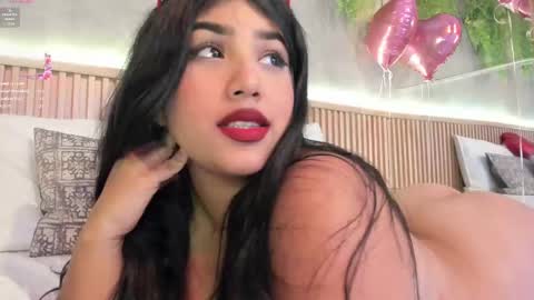 lana_lann online show from February 16, 9:05 pm