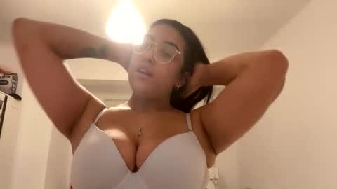 lana_lee1 online show from September 24, 8:48 pm