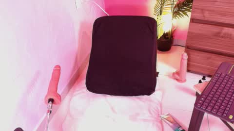 LANA online show from November 30, 4:08 am