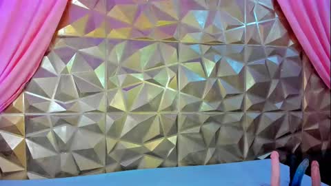 Snapshot of lana_parker_01 chatting on September 8, 9:25 pm lana_parker_01 online show from September 8, 9:25 pm
