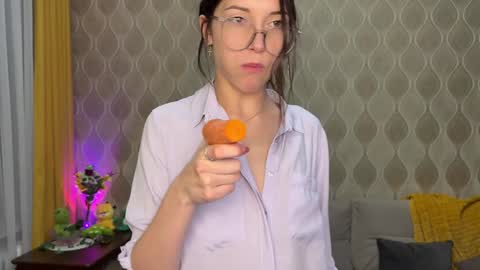 Snapshot of lana_say chatting on December 5, 9:11 pm LANA Schedule in BIO online show from December 5, 9:11 pm