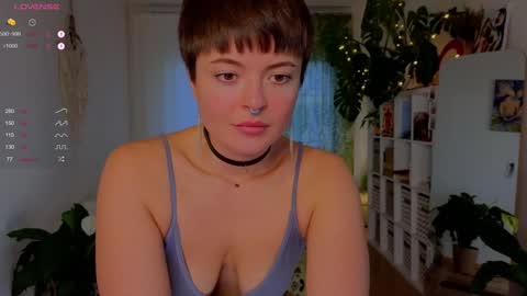 Lana online show from October 9, 2:22 pm