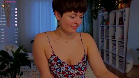 Lana online show from November 5, 11:01 am