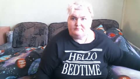 lanacat555 online show from February 19, 11:38 am