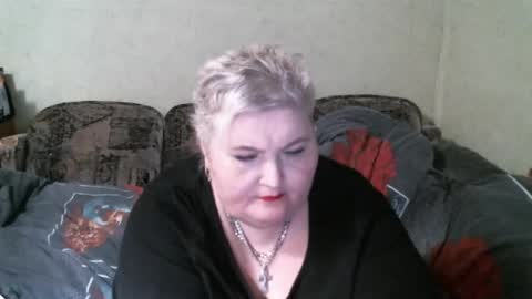 lanacat555 online show from March 4, 6:07 pm