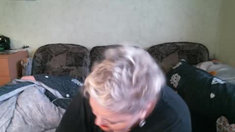 lanacat555 online show from December 1, 11:30 am