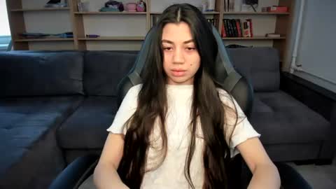 Lana online show from July 14, 2:55 pm