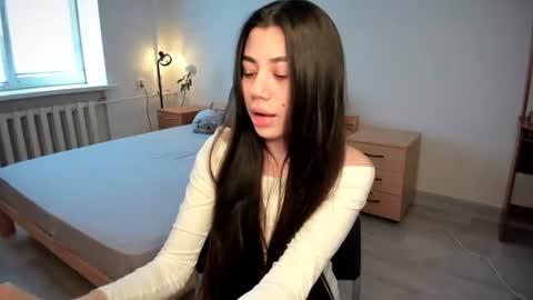 Lana online show from June 21, 1:39 pm