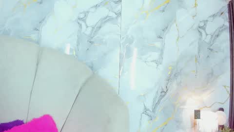 lana online show from September 20, 5:10 am