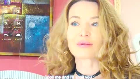 lanavibes online show from January 8, 9:48 am