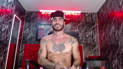 Lancelot Benwick online show from March 3, 11:14 pm