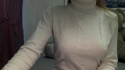 langoria online show from October 11, 3:05 pm