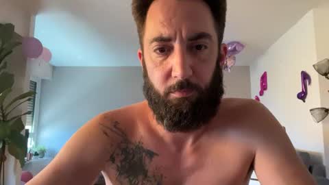 Lanimal online show from July 7, 11:47 am