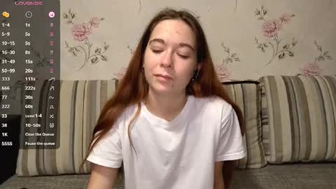 Alice online show from October 4, 3:32 pm