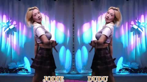 lankwaifong_cindy online show from June 2, 3:08 am