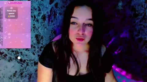 Lanna online show from May 5, 2:01 pm