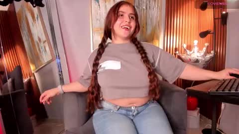 Snapshot of lanna_wilson chatting on February 19, 7:48 pm Tiana online show from February 19, 7:48 pm