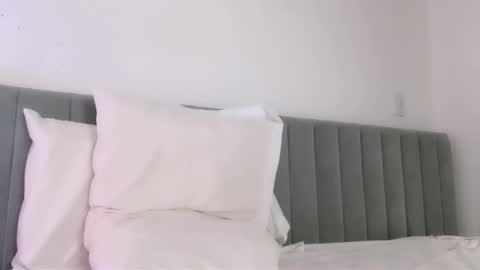 Sweet Lanna online show from December 19, 12:39 am