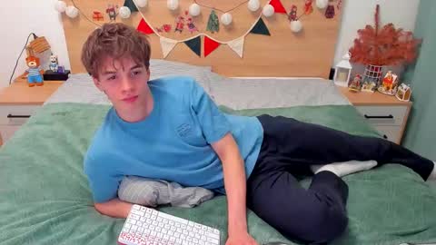 Fandi online show from December 15, 3:41 pm