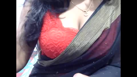Snapshot of lara_dey chatting on February 4, 9:10 pm Anshika rai online show from February 4, 9:10 pm
