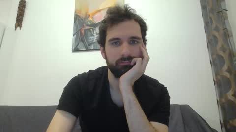 laraaan online show from December 2, 8:29 pm